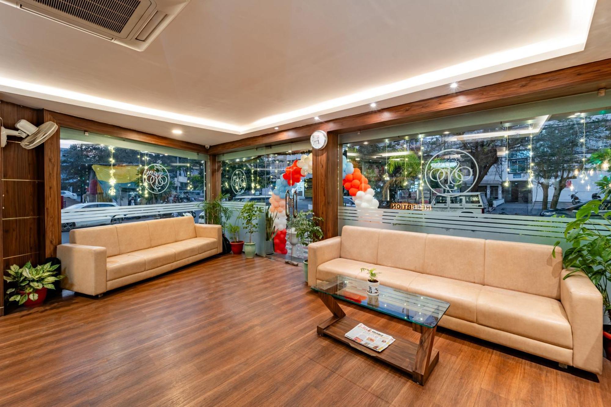 Hotel Treebo Premium Zorba Bhopal Exterior foto
